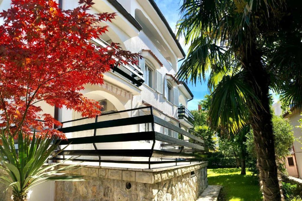 Apartments Bella Vita 2 Malinska Exterior photo