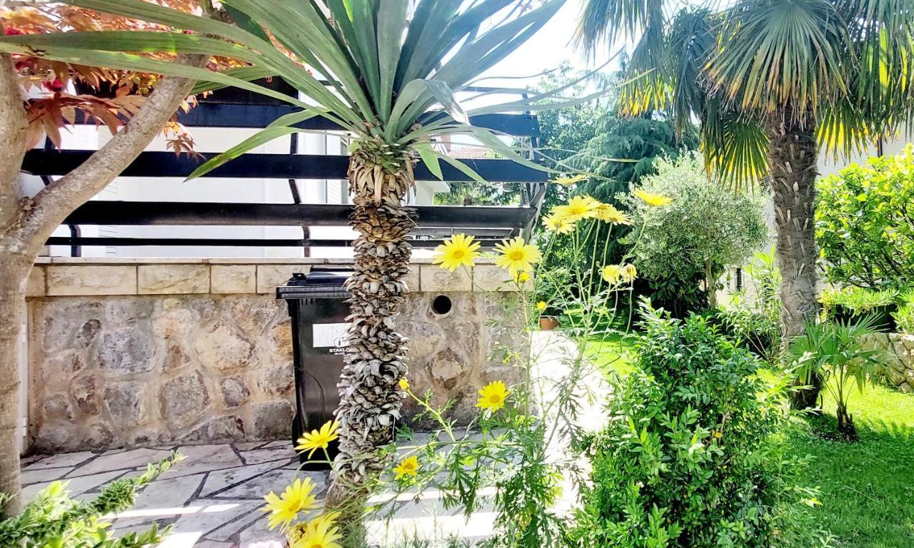 Apartments Bella Vita 2 Malinska Exterior photo